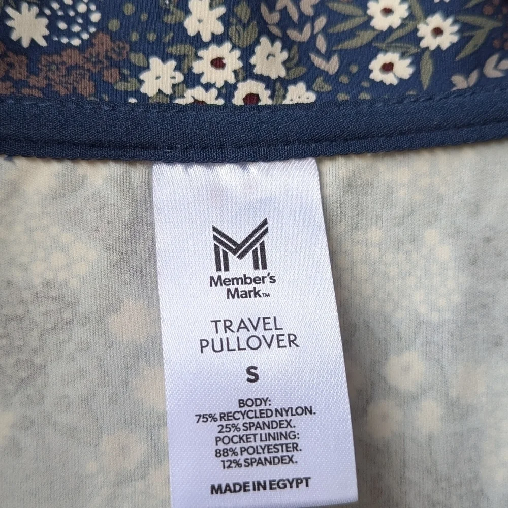 NWT Member's Mark Travel Pullover Navy Blue Ditsy Floral Size Small Half Zip